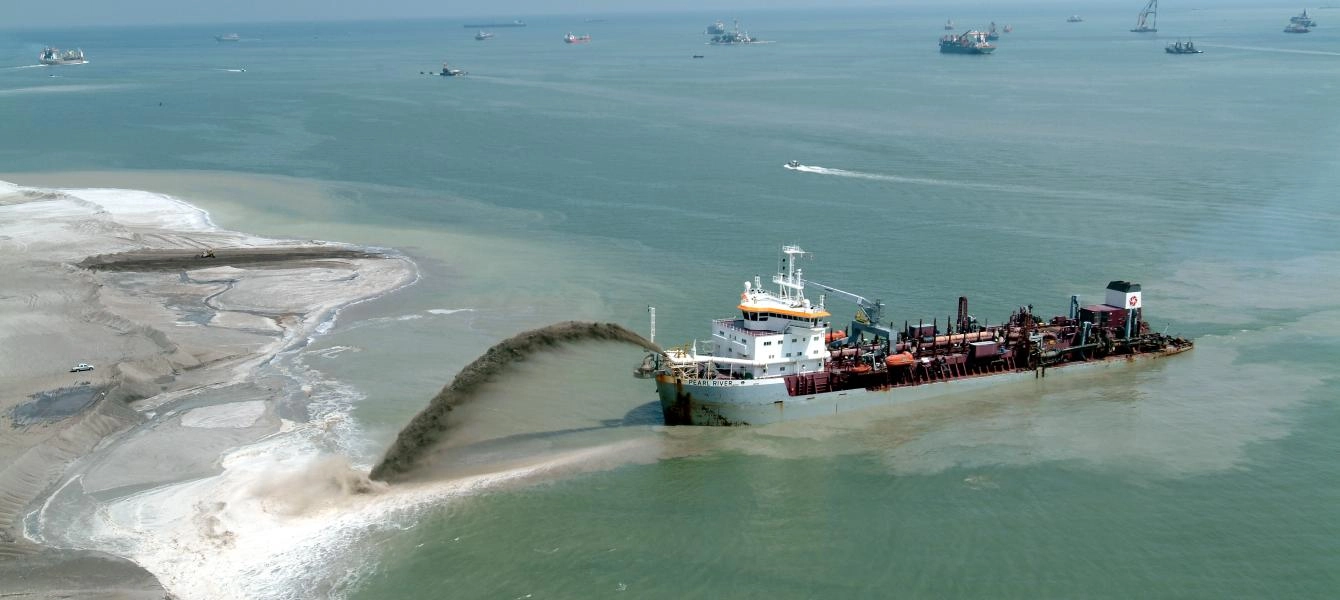 Specialized dredging equipment