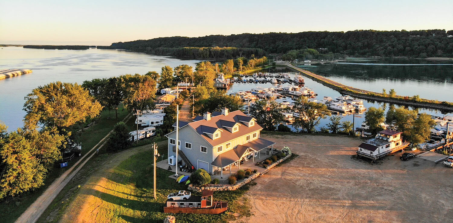 Lawson Marine Growth Along the Upper Mississippi