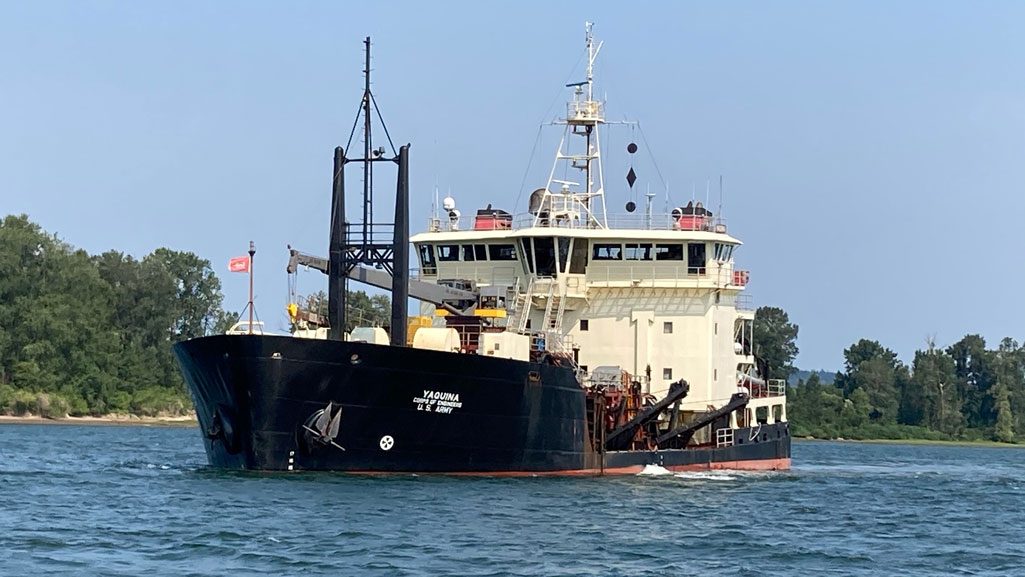 The U.S. Army Corps of Engineers' hopper dredges, Yaquina and Essayons, are scheduled to start maintenance dredging in the outer harbor of Grays Harbor on April 8.
