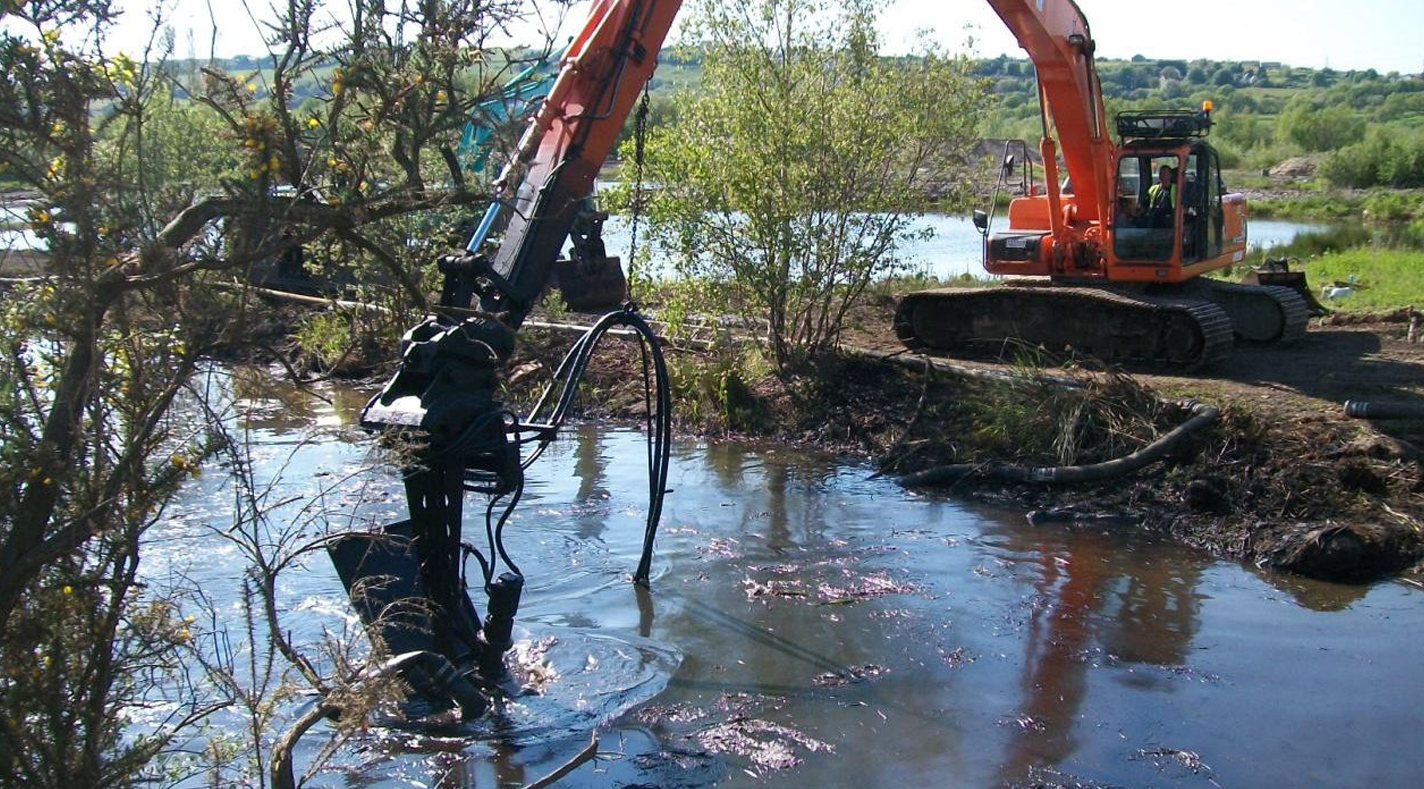 Dredging and desilting