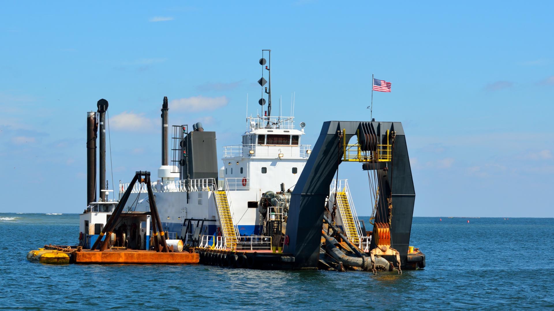 Mud-Cat-Launches-State-of-the-Art-Flagship-Dredge