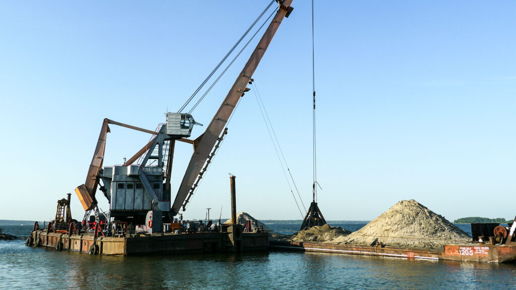 Technological-Advancements-in-Dredging-Equipment