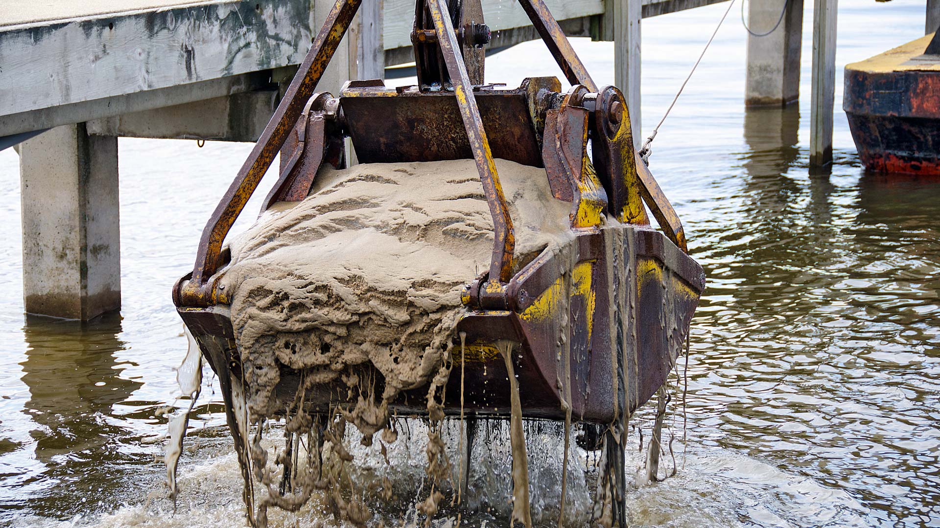 PortsToronto Dredging Ensuring Safe Navigation and Environmental Sustainability