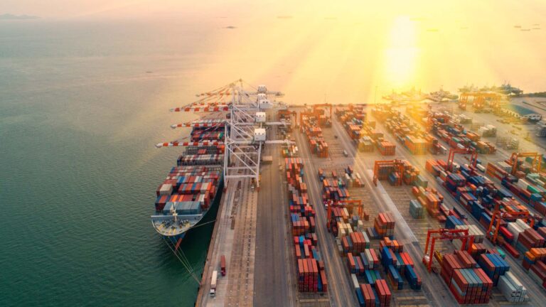 Whanganui Port Dredging Paused After Barge Incident