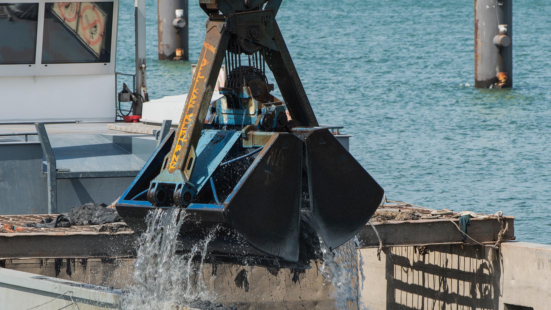 USACE to Begin Arthur Kill 50-Foot Reach Maintenance Dredging in 2025