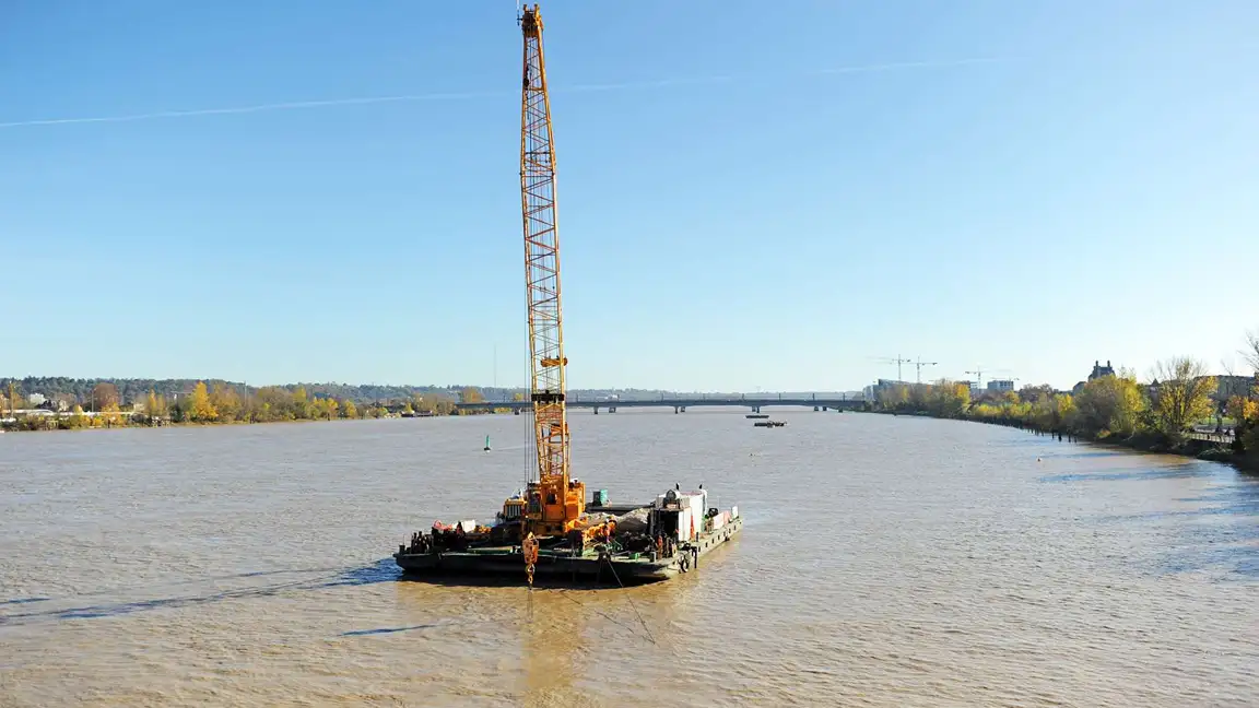 Dredge Yard Deploys Auger Suction Dredger for Sensitive Marina Environment in France