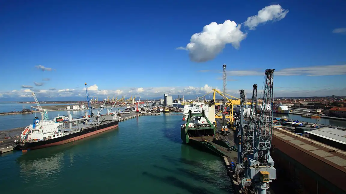 Major Dredging Effort Launched to Transform Livorno into Logistics Hub