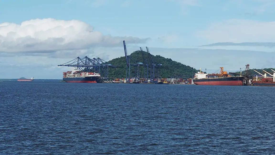 Ports of Paraná Begin 2025 Dredging to Combat Silting and Ensure Efficiency