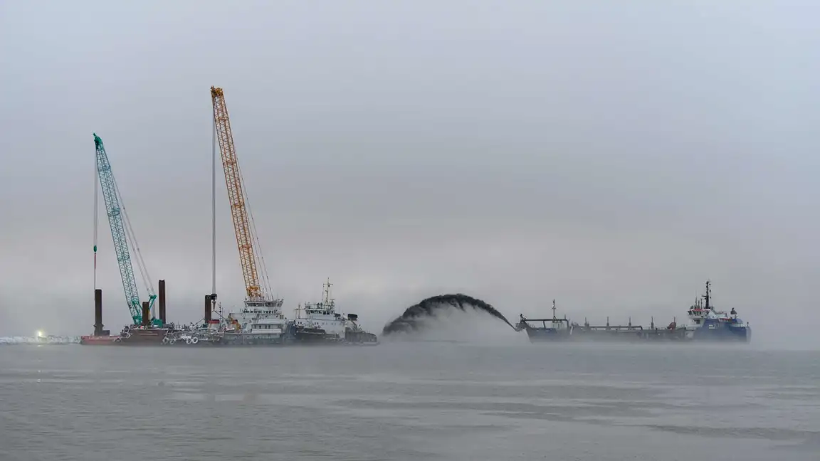 Why Plain Suction Dredgers Are More Efficient Than Cutters for Loose Soil Dredging