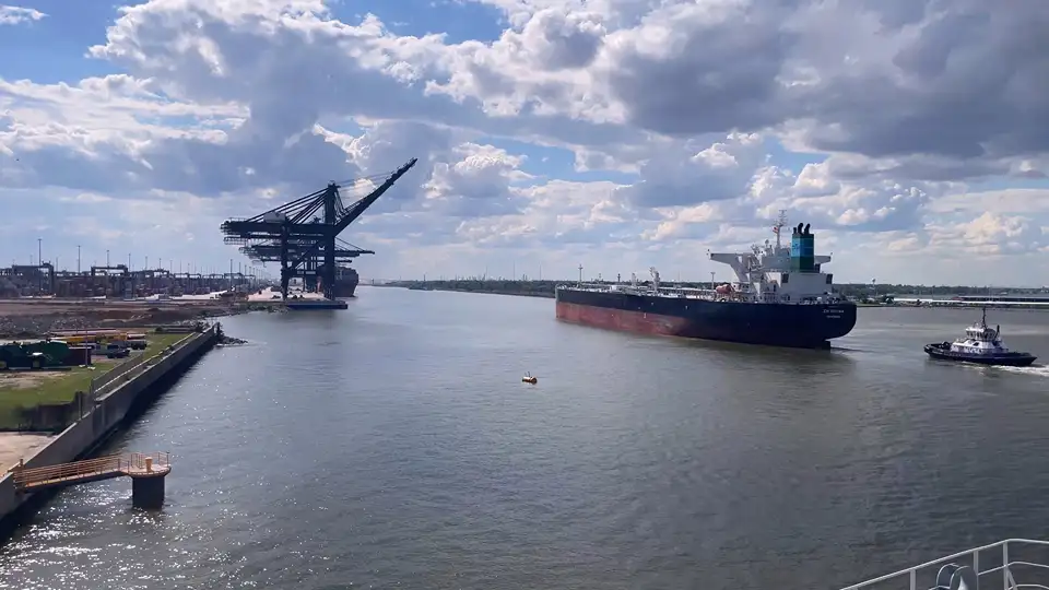 Port Houston Completes Project 11 Dredging